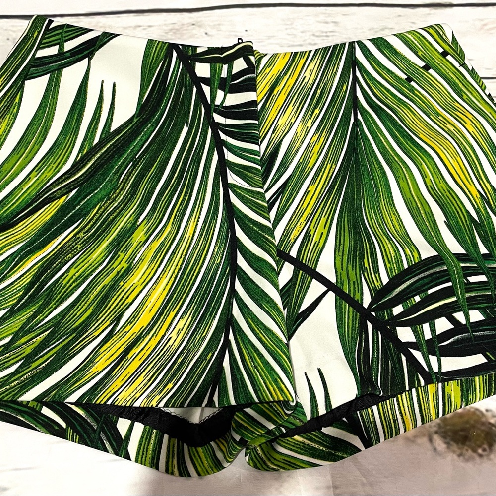 Worthington Dress Shorts Palm Print